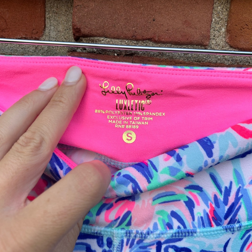 Lilly Pulitzer Luxletic Cropped Weekender Leggings Cabana Cocktail - Picture 5 of 7
